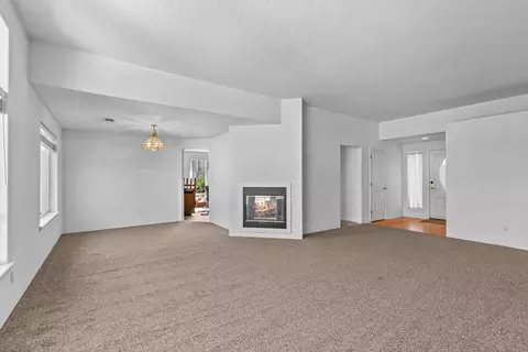 93 Freshwater Dr, Phoenix, OR 97535 photo 6