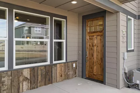 4275 SW 39th St #LOT 150, Redmond, OR 97756