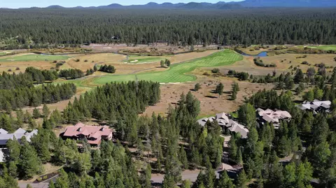 56380 Twin Rivers Dr, Bend, OR 97707