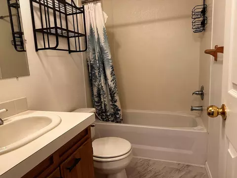 414 Stevens Rd UNIT 32, Eagle Point, OR 97524 photo 14