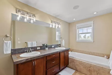 20309 Shetland Loop, Bend, OR 97703 photo 20