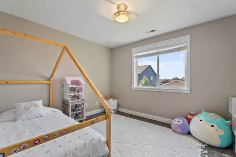 20309 Shetland Loop, Bend, OR 97703 photo 22