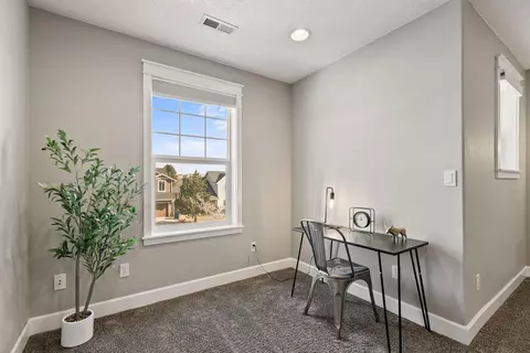 20309 Shetland Loop, Bend, OR 97703 photo 19