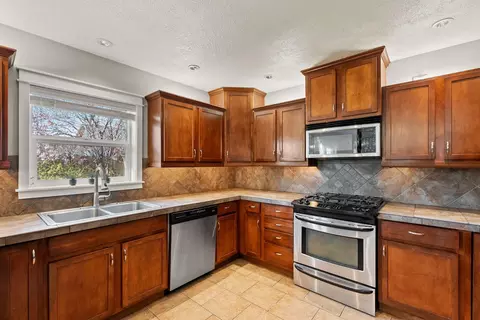 20309 Shetland Loop, Bend, OR 97703 photo 10