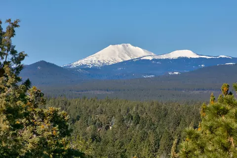 2060 NW Perspective Dr, Bend, OR 97703 photo 46