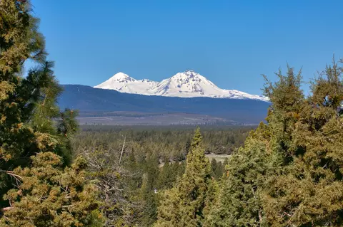 2060 NW Perspective Dr, Bend, OR 97703 photo 48