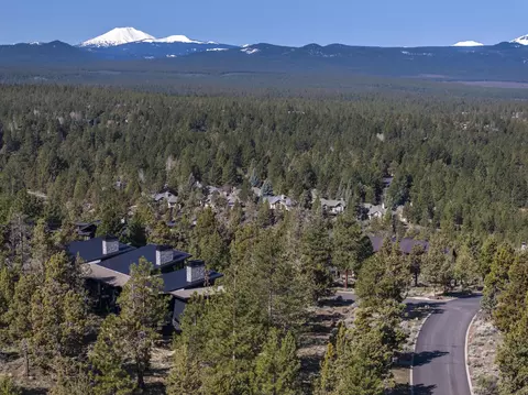 2060 NW Perspective Dr, Bend, OR 97703 photo 52