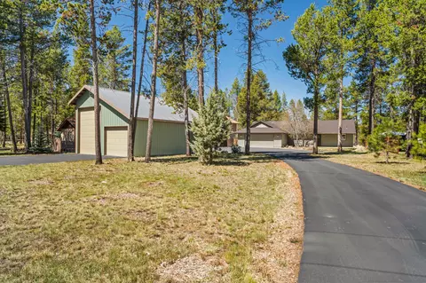 55957 Wood Duck Dr, Bend, OR 97707
