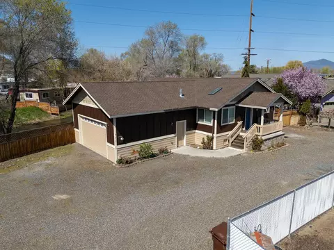 671 NW Nelson Ct, Prineville, OR 97754