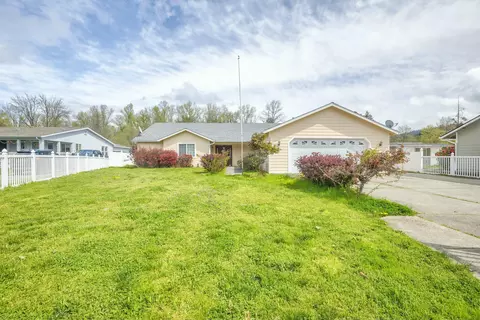 Exterior - 307 Outback Ln, Glendale, OR 97442 photo 1 of 10