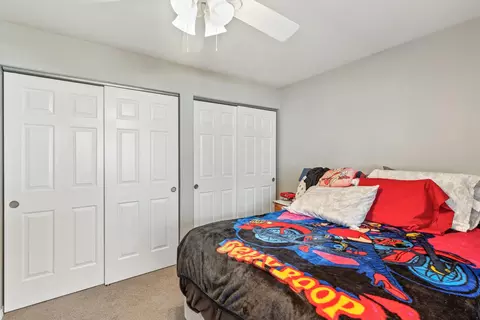 Bedroom - 307 Outback Ln, Glendale, OR 97442 photo 4 of 5