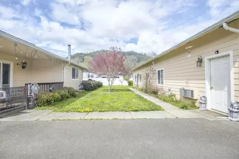 Exterior - 307 Outback Ln, Glendale, OR 97442 photo 7 of 10