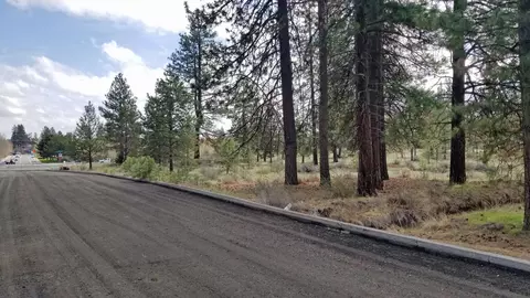 Pinebrook Boulevard, Bend, OR 97702 photo 3
