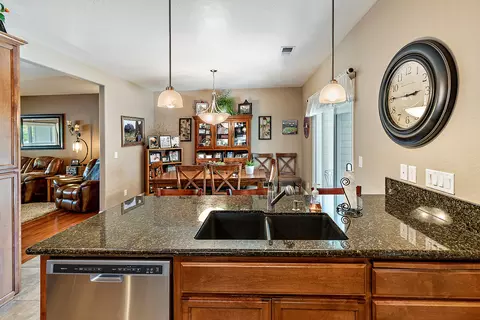 809 N Haskell St, Central Point, OR 97502 photo 16
