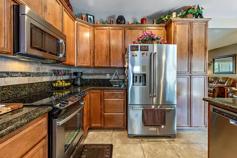 809 N Haskell St, Central Point, OR 97502 photo 13