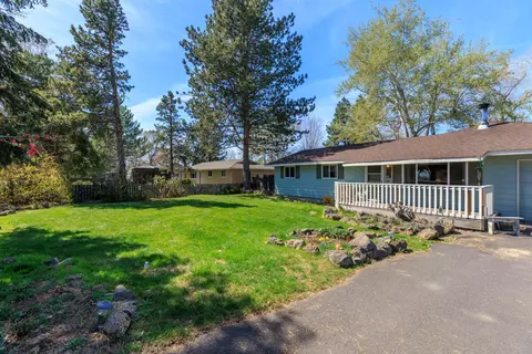 62995 Clyde Ln, Bend, OR 97701 photo 46