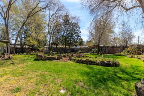 62995 Clyde Ln, Bend, OR 97701 photo 35
