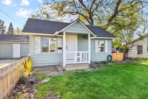 207 N Columbus Ave, Medford, OR 97501