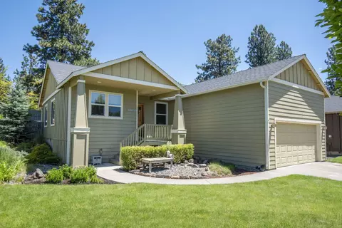 60898 Garrison Dr, Bend, OR 97702