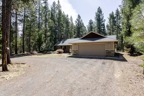 Exterior - 17119 Norwalk Rd, Bend, OR 97707 photo 7 of 7