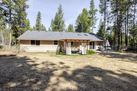 Exterior - 17119 Norwalk Rd, Bend, OR 97707 photo 5 of 7