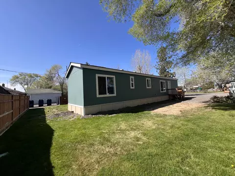 215 NW Canal Blvd, Redmond, OR 97756