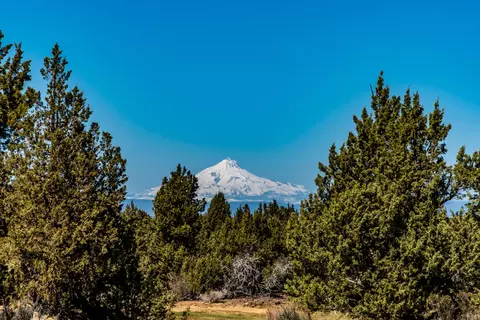 22965 Ghost Tree Ln #LOT 335, Bend, OR 97701