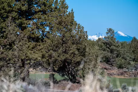 22965 Ghost Tree Ln #LOT 335, Bend, OR 97701 photo 3