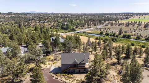 5998 NW Zamia Ave, Redmond, OR 97756
