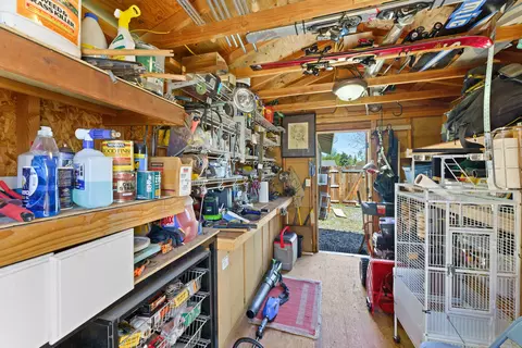 2379 Mountain Willow Dr, Bend, OR 97701 photo 25