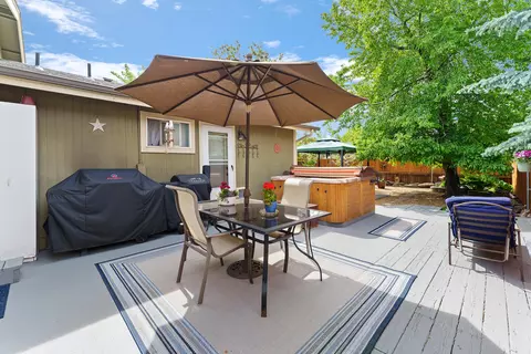 2379 Mountain Willow Dr, Bend, OR 97701 photo 22