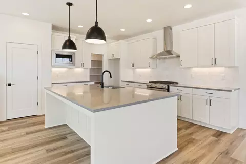 21173 NE Beall Dr #LOT 13, Bend, OR 97701 photo 2