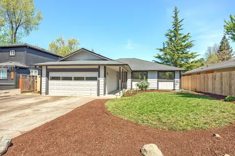 2621 Siskiyou Blvd, Medford, OR 97504
