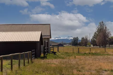 26395 Walker Rd, Bend, OR 97701 photo 25