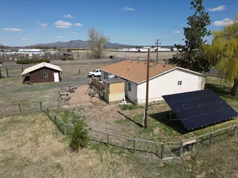 26395 Walker Rd, Bend, OR 97701 photo 3
