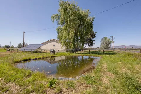 26395 Walker Rd, Bend, OR 97701 photo 24