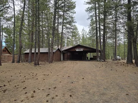 52088 W Deschutes River Rd, La Pine, OR 97739