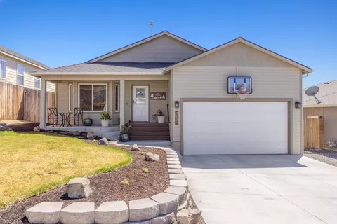5152 Aster Ln, Klamath Falls, OR 97601
