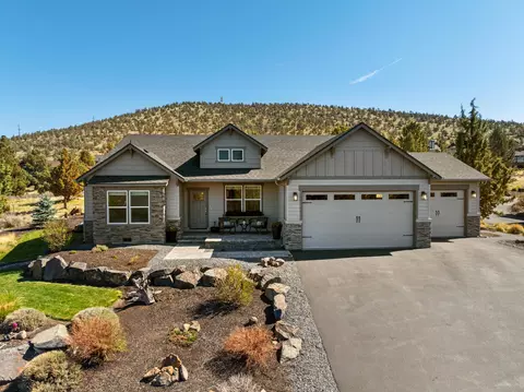 608 Highland Meadow Loop, Redmond, OR 97756