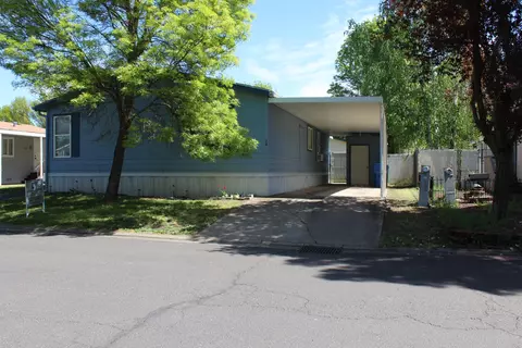 633 E Archwood Dr #74, Eagle Point, OR 97524 photo 47
