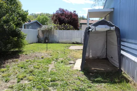 633 E Archwood Dr #74, Eagle Point, OR 97524 photo 41