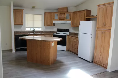 633 E Archwood Dr #74, Eagle Point, OR 97524 photo 5