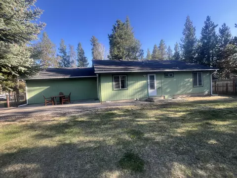 17260 Brant Dr, Bend, OR 97707 photo 2