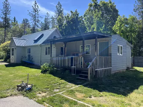 2970 Elk Ln, Grants Pass, OR 97527