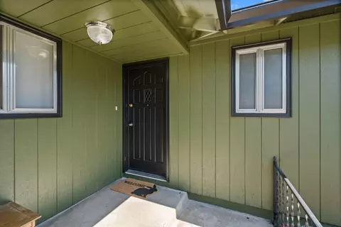 633 Libby St, Central Point, OR 97502 photo 4