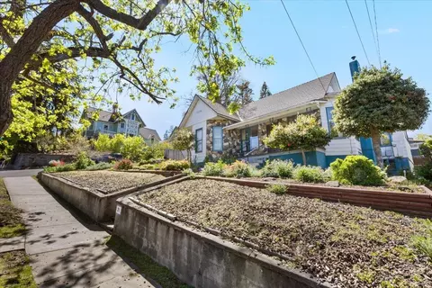 71 Gresham St, Ashland, OR 97520 photo 5