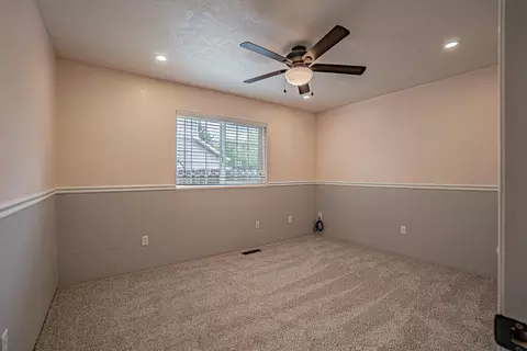 609 Crystal Dr, Eagle Point, OR 97524 photo 20