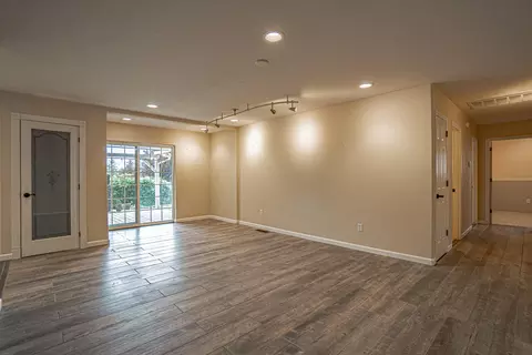 609 Crystal Dr, Eagle Point, OR 97524 photo 9