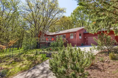 575 Nyla Ln, Ashland, OR 97520