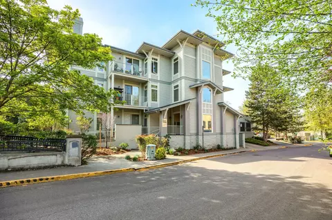 71 Water St #303, Ashland, OR 97520